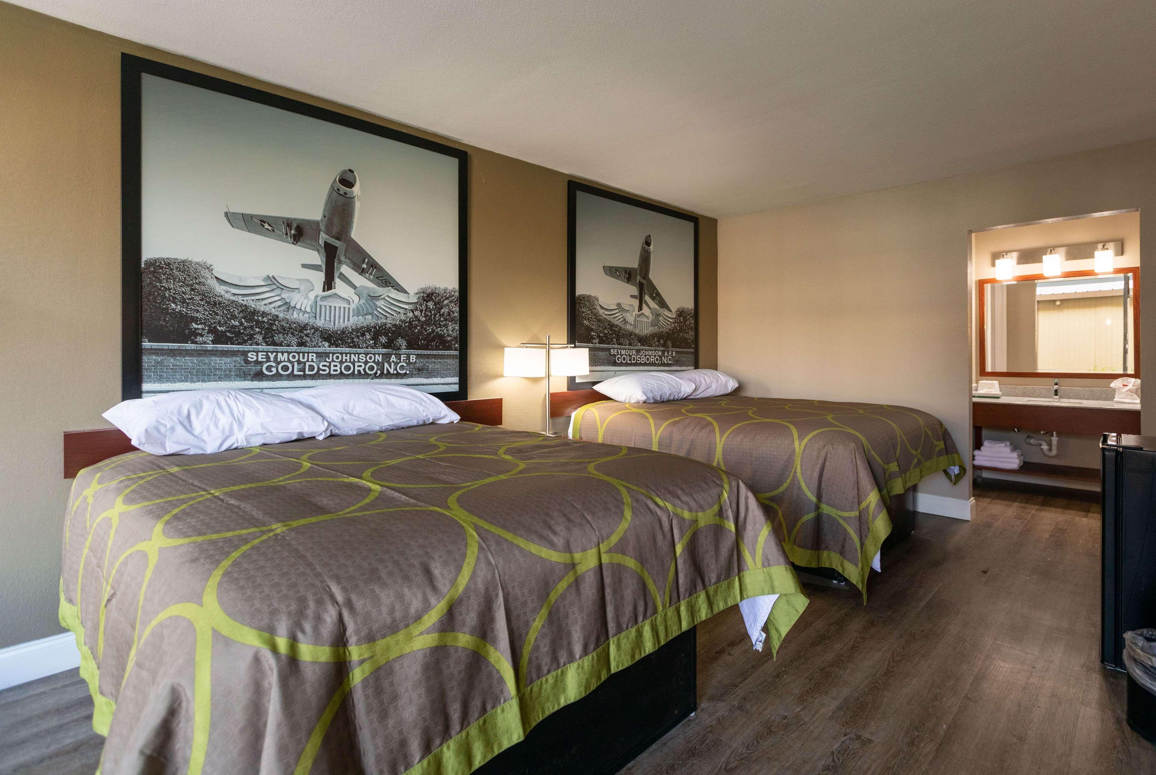 Motel Super 8 By Wyndham Goldsboro Extérieur photo